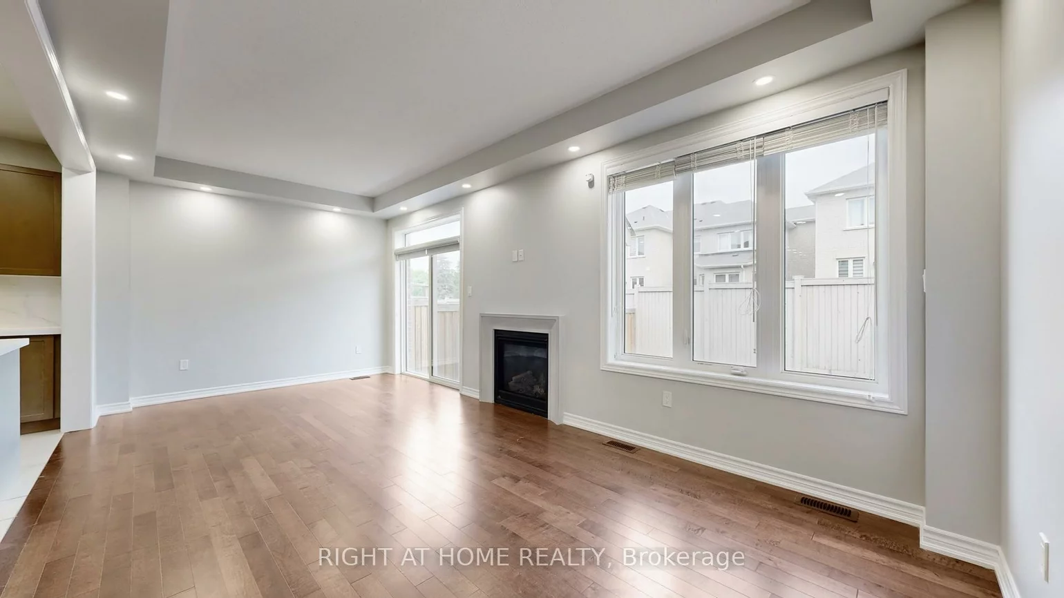 71, Mondial, Queensville, East Gwillimbury