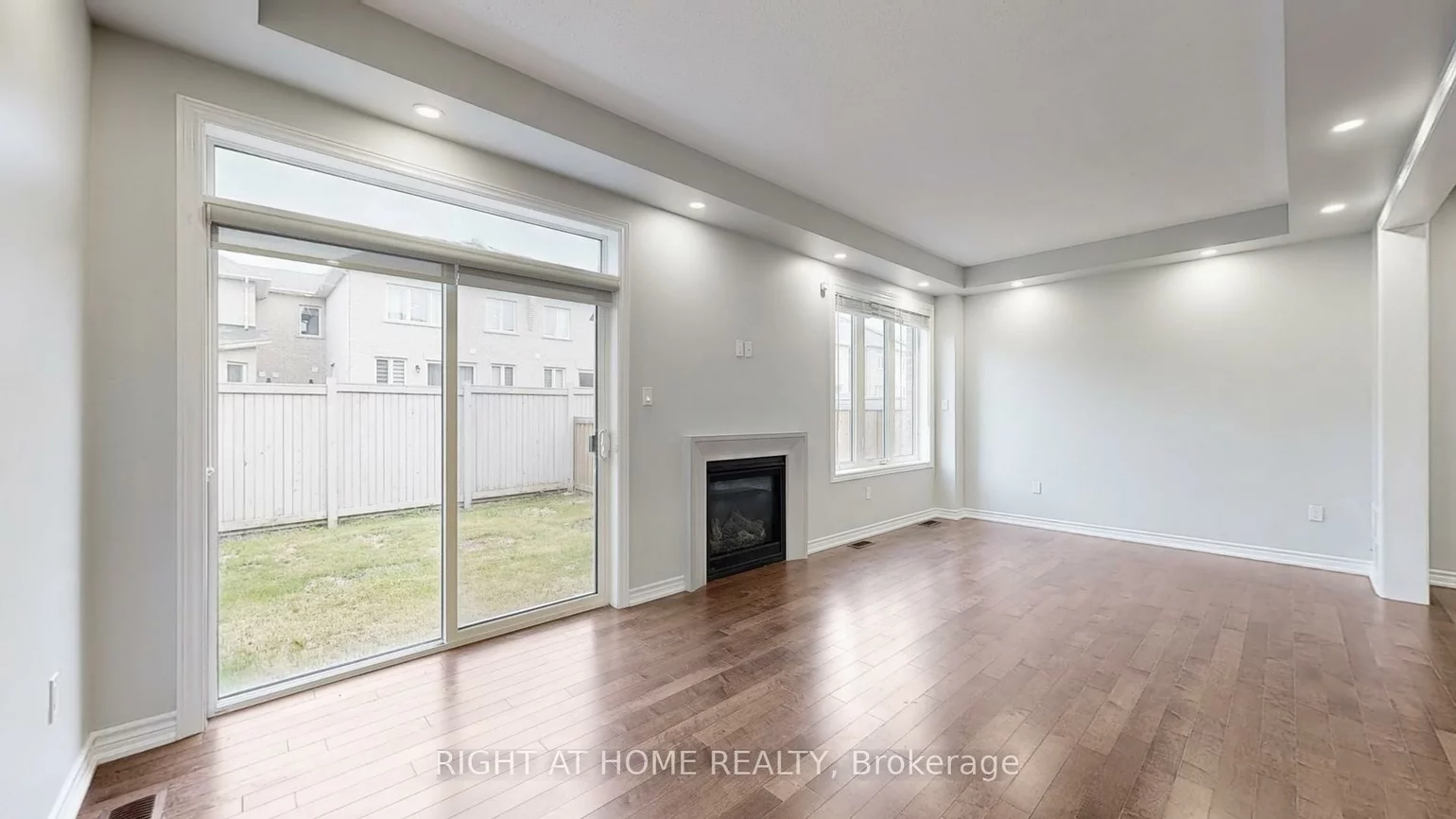 71, Mondial, Queensville, East Gwillimbury