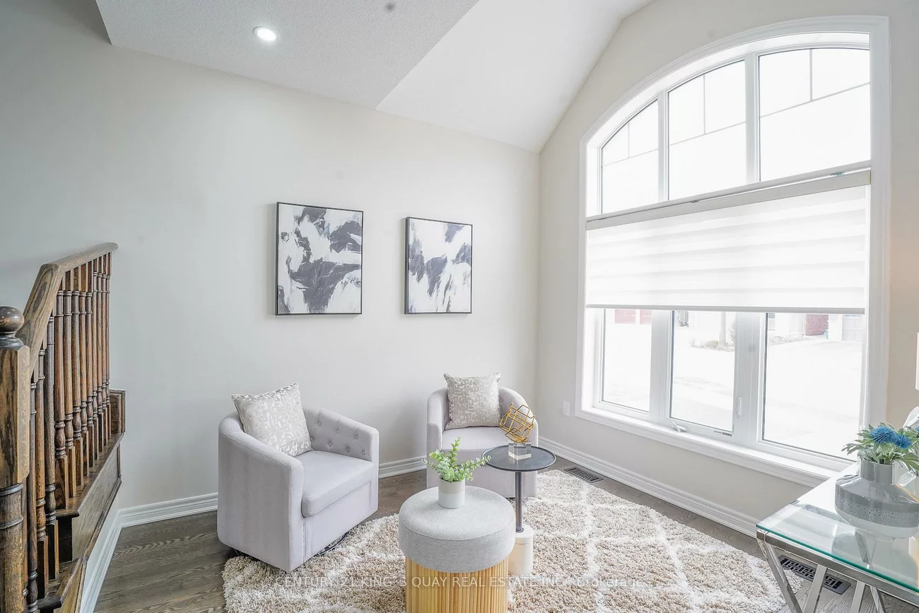 7, John Moore, Sharon, East Gwillimbury
