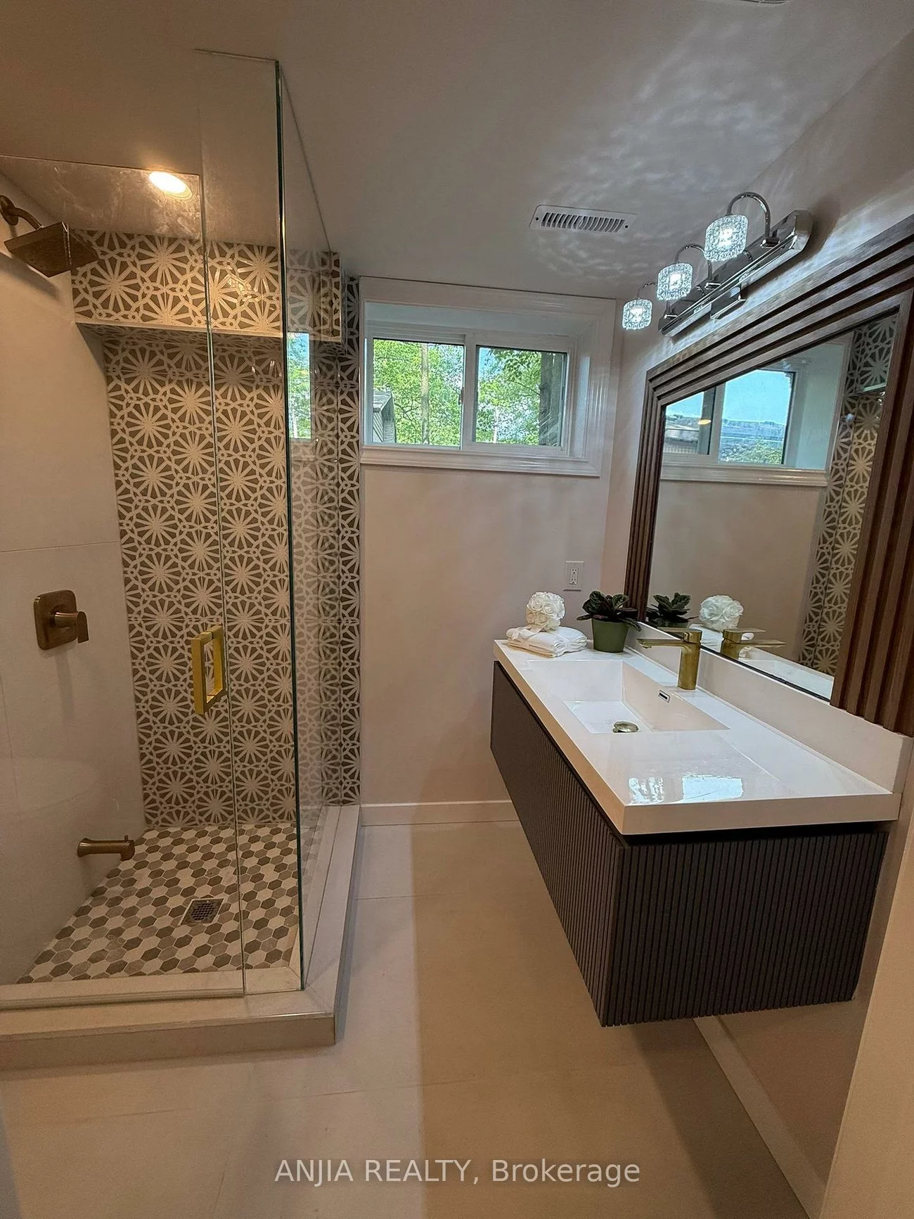 263, Queensville, Holland Landing, East Gwillimbury