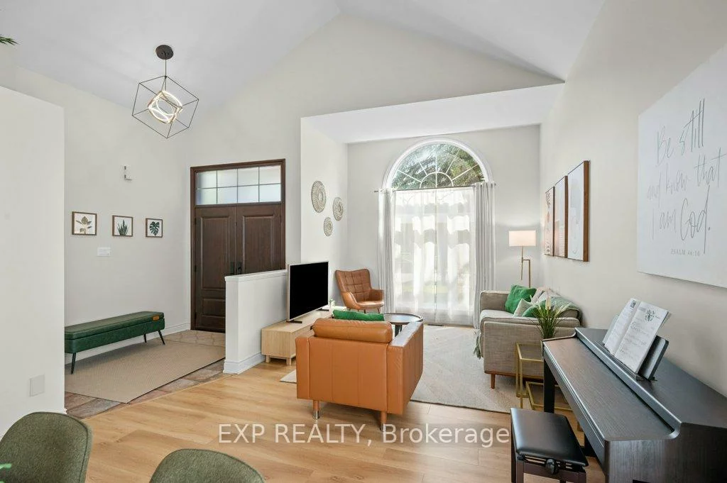 87, Royal Amber, Mt Albert, East Gwillimbury