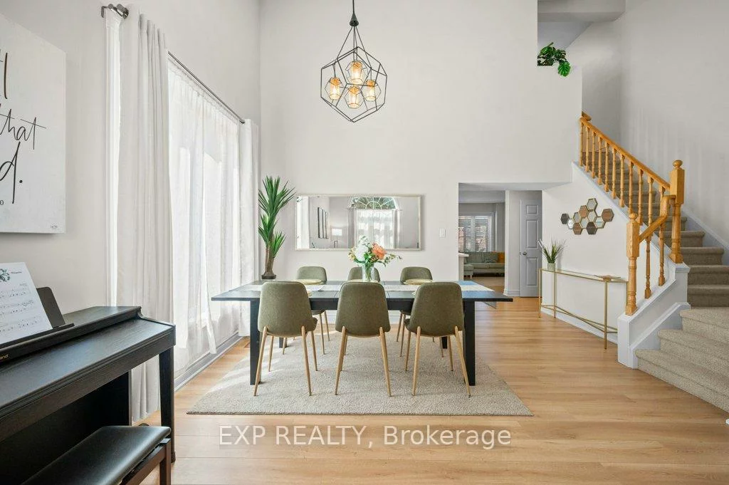 87, Royal Amber, Mt Albert, East Gwillimbury