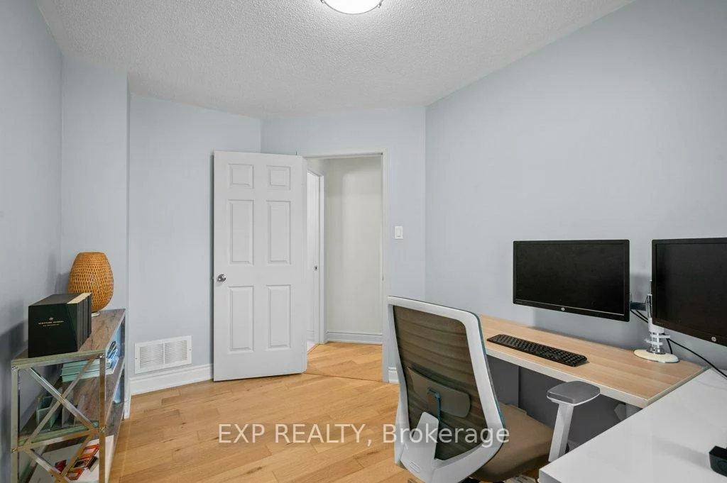 87, Royal Amber, Mt Albert, East Gwillimbury
