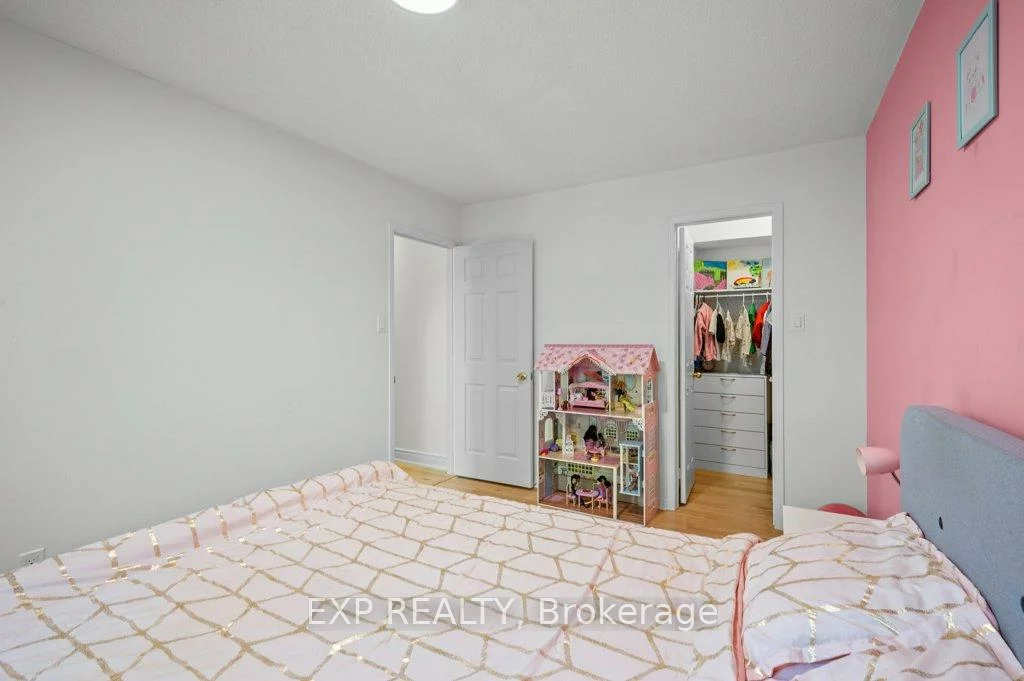 87, Royal Amber, Mt Albert, East Gwillimbury