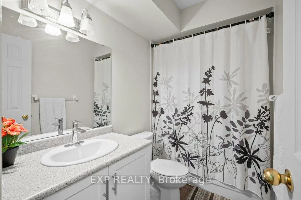 87, Royal Amber, Mt Albert, East Gwillimbury