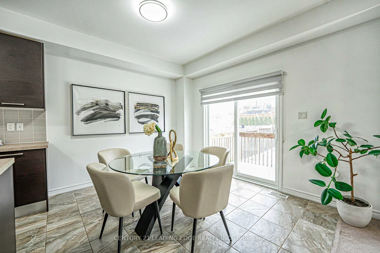 87, Ridge Gate, Mt Albert, East Gwillimbury