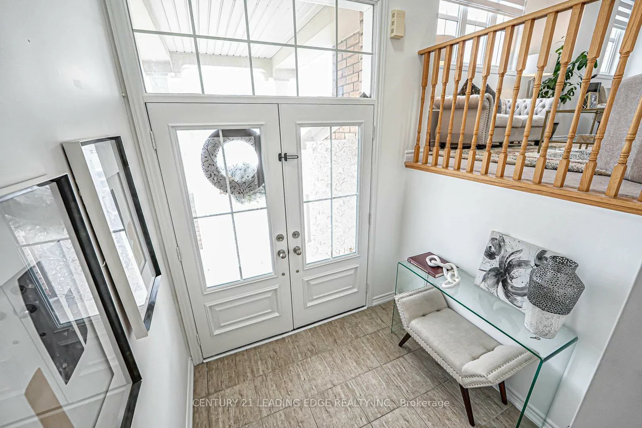 87, Ridge Gate, Mt Albert, East Gwillimbury