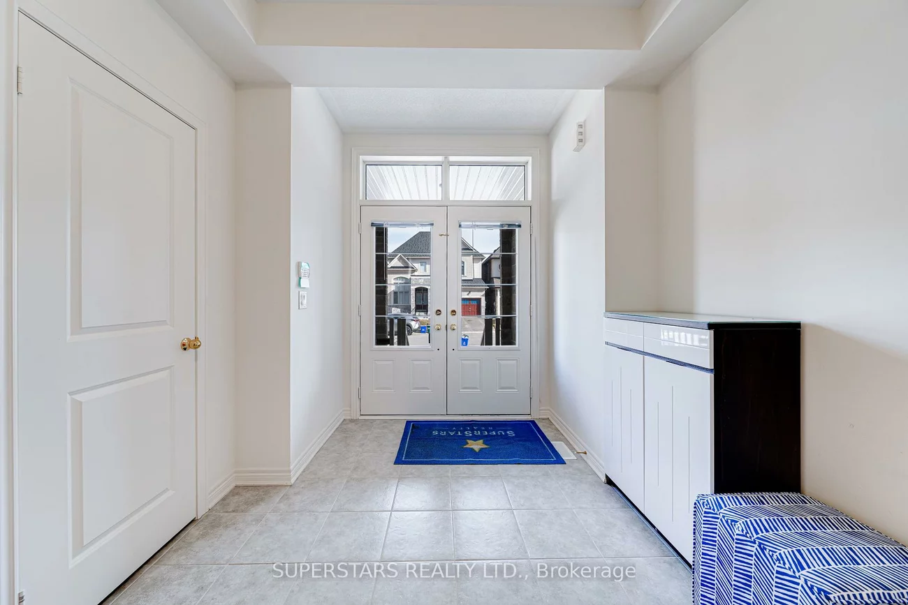 7, Kenneth Ross, Sharon, East Gwillimbury