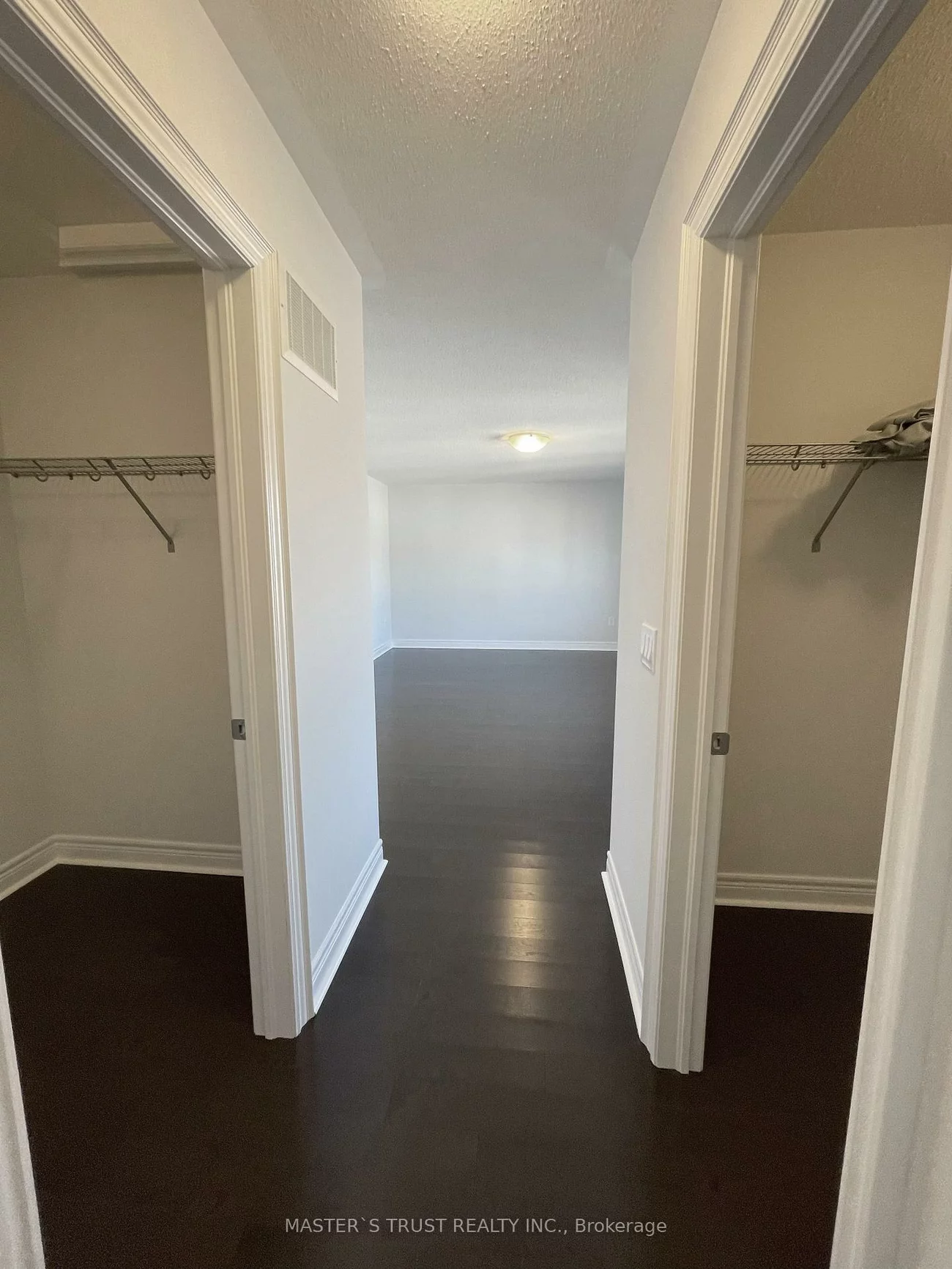 18, CLIFFORD FAIRBARN, Queensville, East Gwillimbury