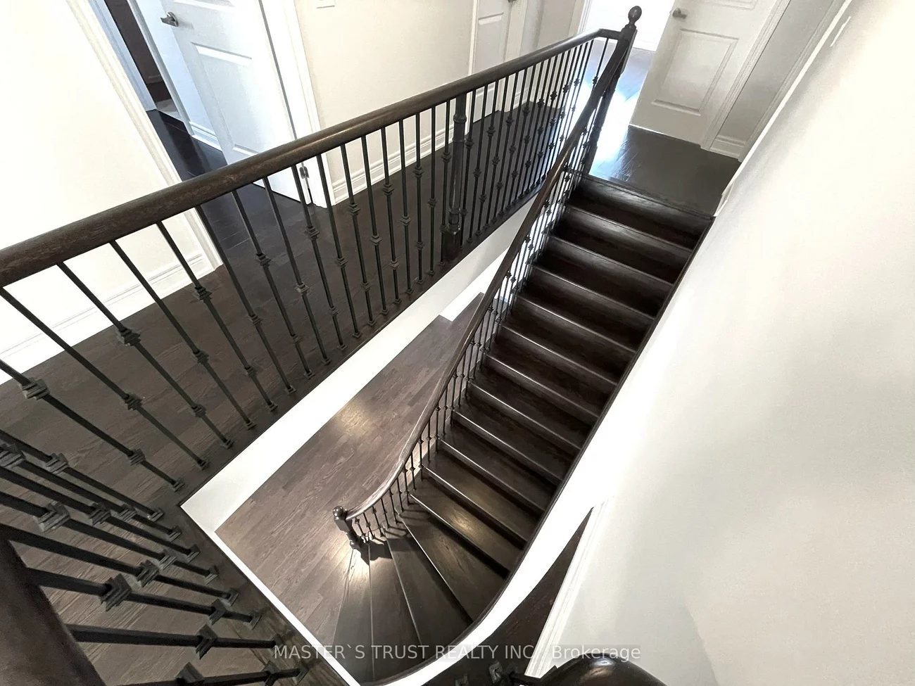 18, CLIFFORD FAIRBARN, Queensville, East Gwillimbury