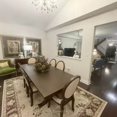 32, Deer Pass, Sharon, East Gwillimbury