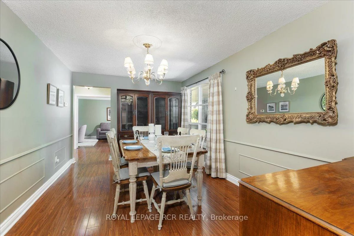 55, Valley Mills, Mt Albert, East Gwillimbury