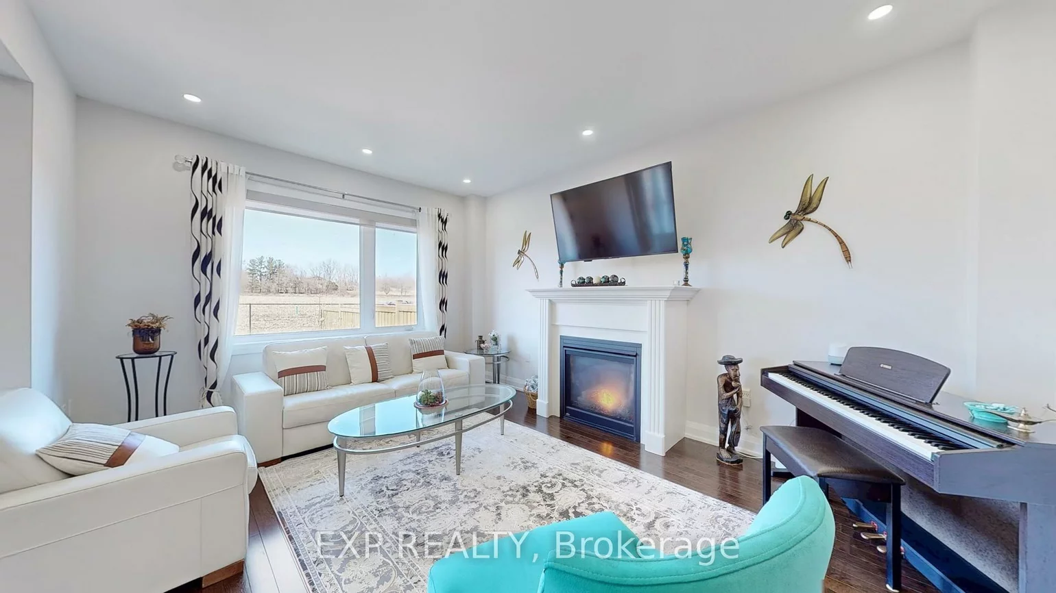 44, Festival, Sharon, East Gwillimbury