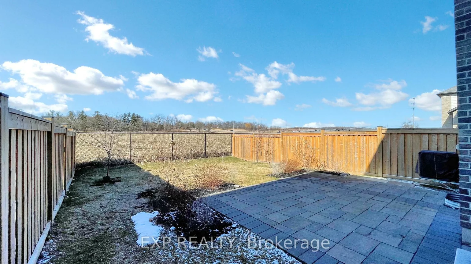 44, Festival, Sharon, East Gwillimbury