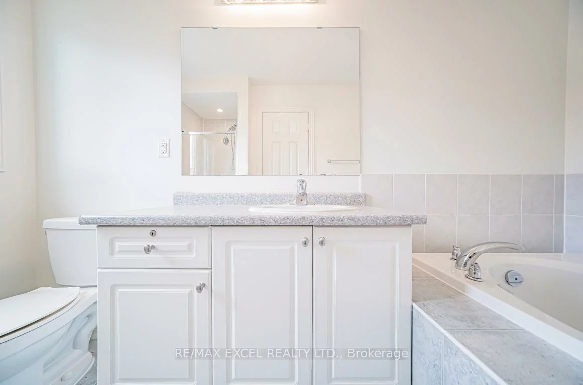 104, Harvest Hills, Rural East Gwillimbury, East Gwillimbury