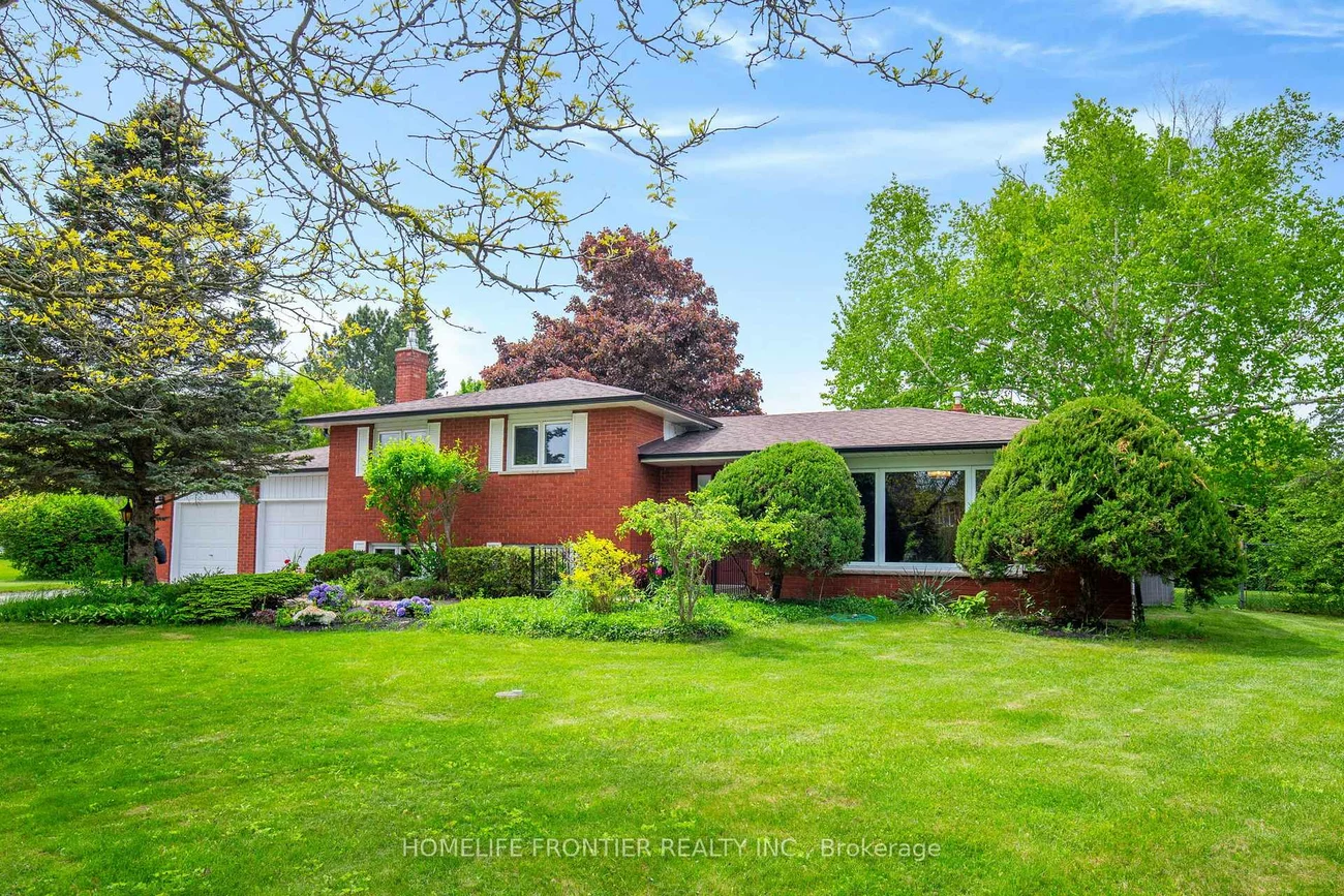 40, Delta, Holland Landing, East Gwillimbury