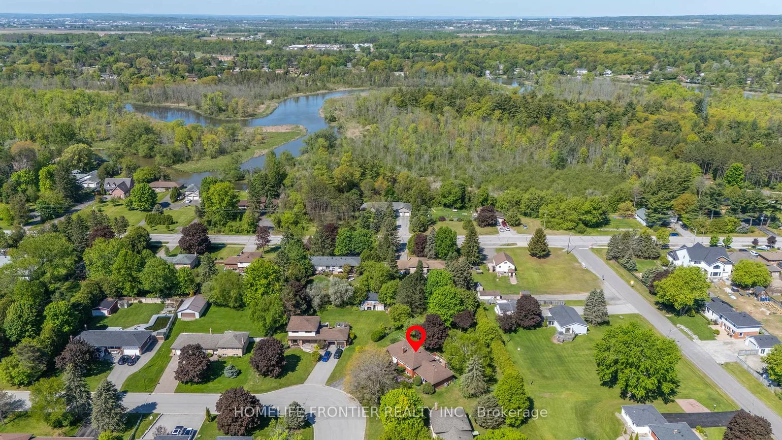 40, Delta, Holland Landing, East Gwillimbury