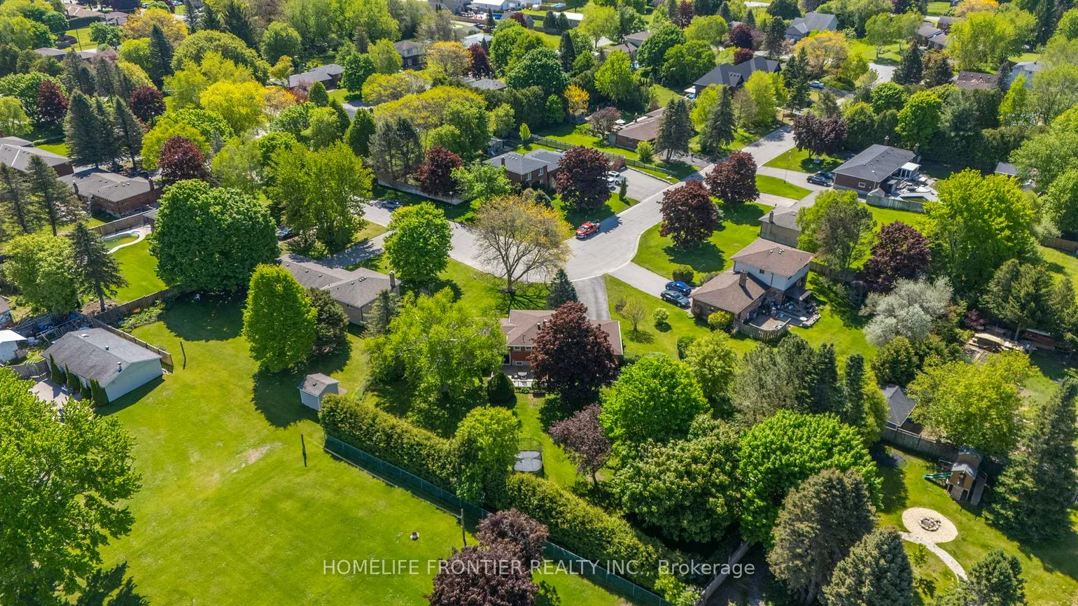 40, Delta, Holland Landing, East Gwillimbury