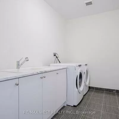 106, Silk Twist, Holland Landing, East Gwillimbury