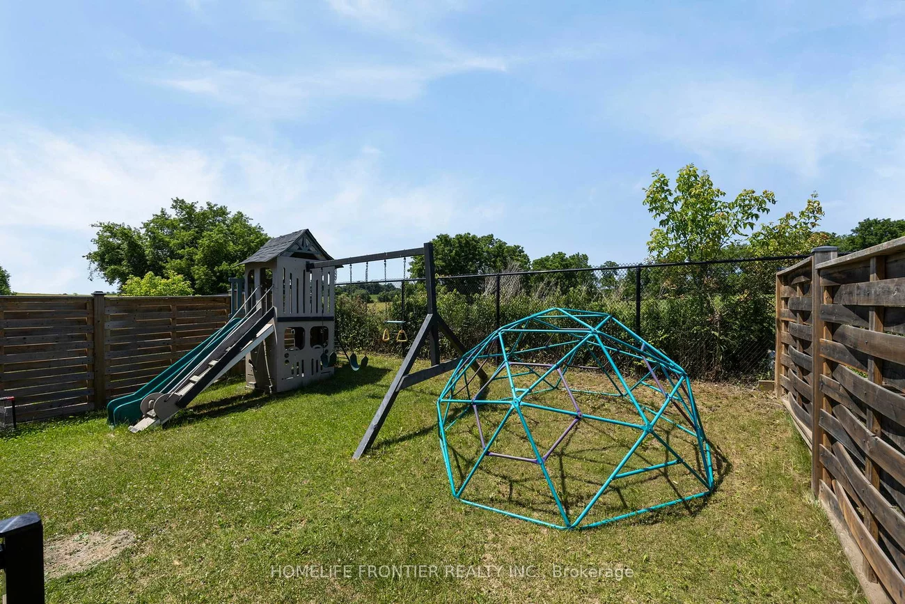 10, Festival, Sharon, East Gwillimbury