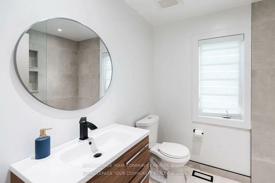54, Frederick Taylor, Mt Albert, East Gwillimbury