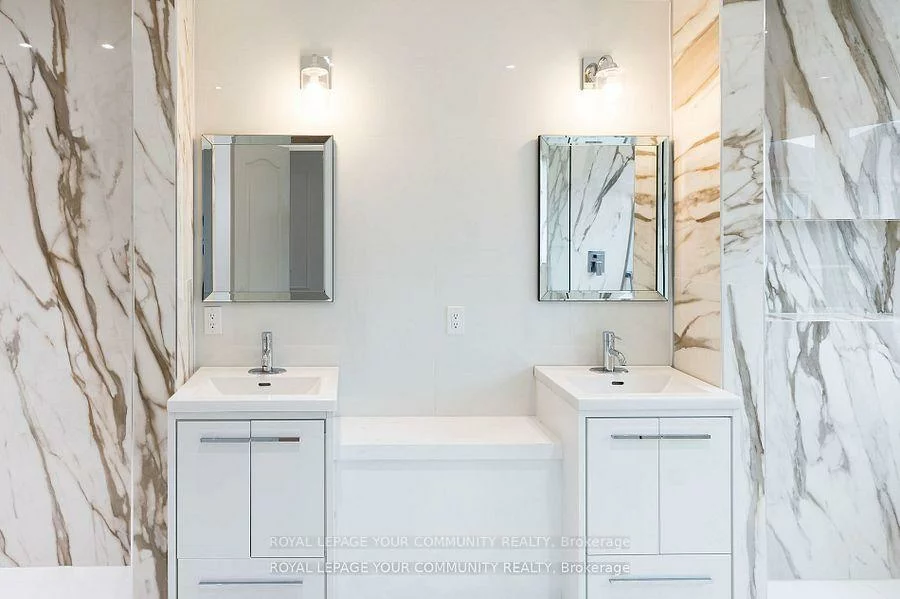 54, Frederick Taylor, Mt Albert, East Gwillimbury