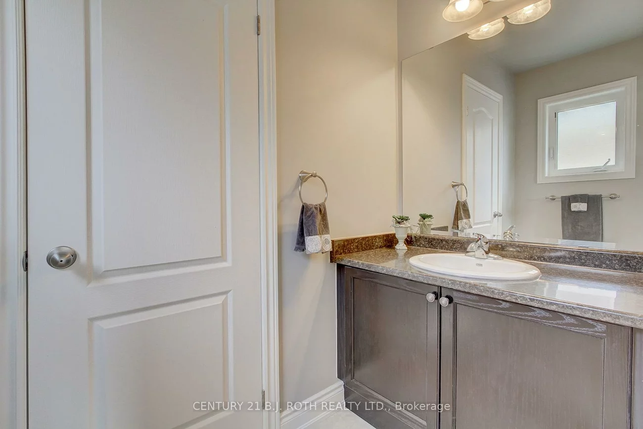 35, Manor Forest, Mt Albert, East Gwillimbury