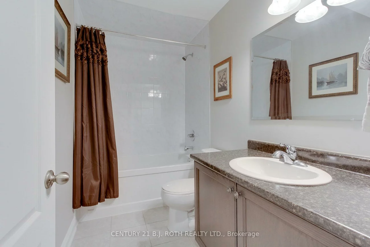 35, Manor Forest, Mt Albert, East Gwillimbury