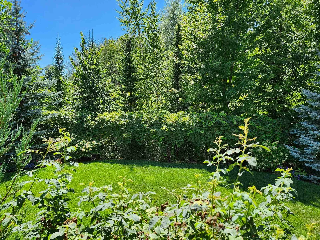 35, Manor Forest, Mt Albert, East Gwillimbury