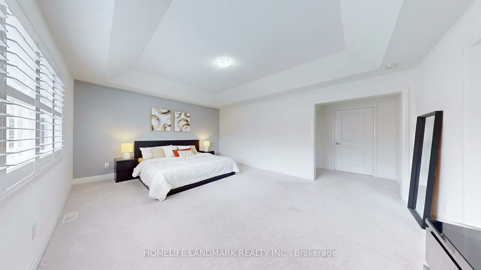 51, Crimson King, Holland Landing, East Gwillimbury