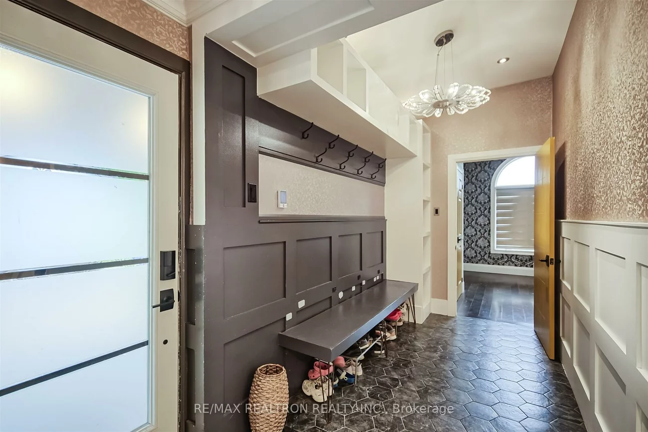 3433, MOUNT ALBERT, Sharon, East Gwillimbury