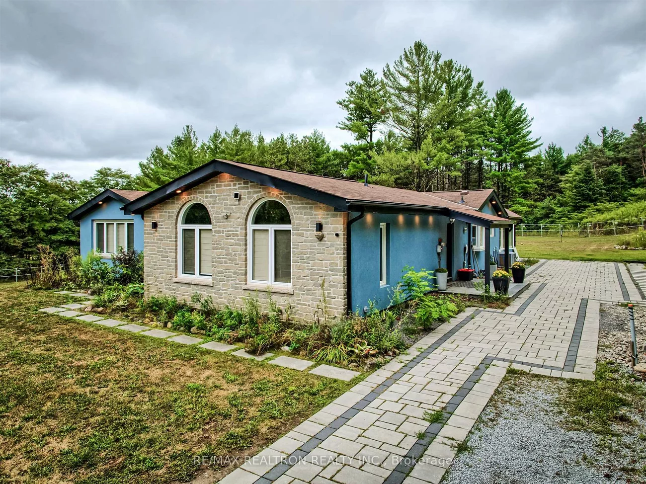 3433, MOUNT ALBERT, Sharon, East Gwillimbury