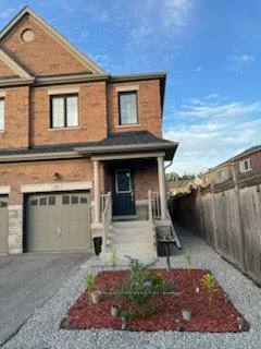 15, Silver Charm, Sharon, East Gwillimbury