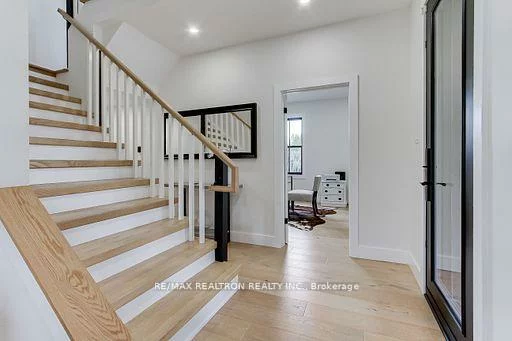 19572, Centre, Mt Albert, East Gwillimbury