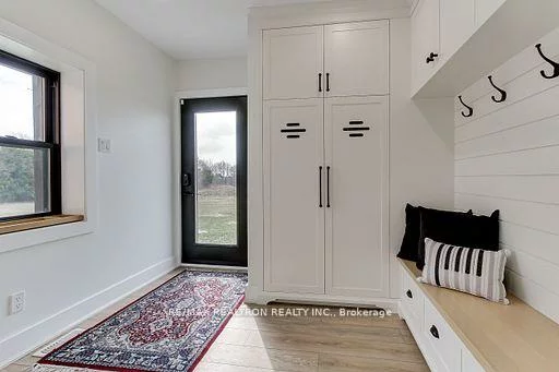 19572, Centre, Mt Albert, East Gwillimbury