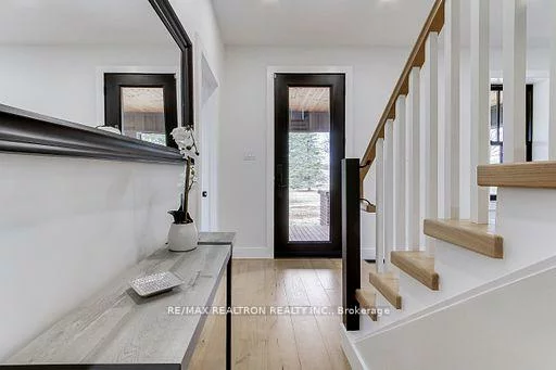 19572, Centre, Mt Albert, East Gwillimbury