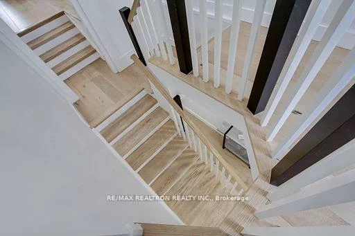 19572, Centre, Mt Albert, East Gwillimbury