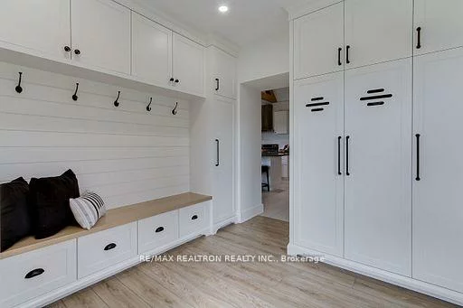 19572, Centre, Mt Albert, East Gwillimbury