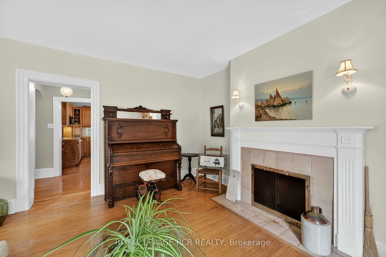 36, Main, Mt Albert, East Gwillimbury