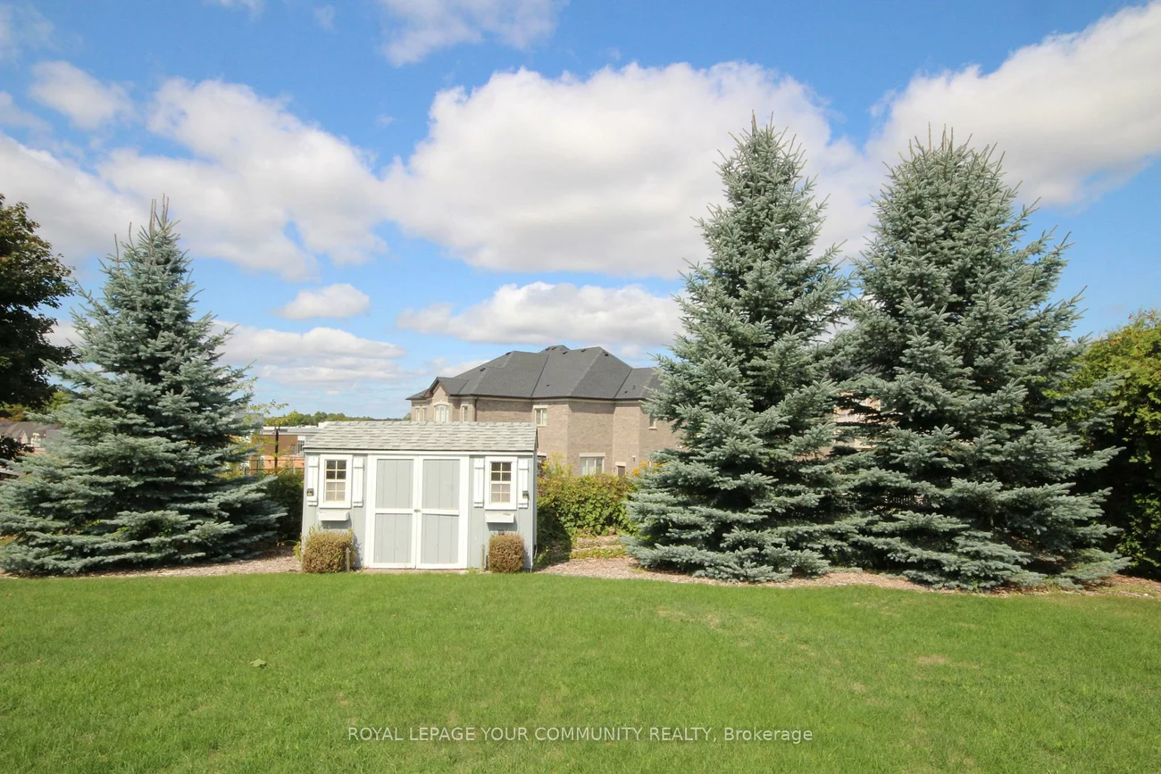 22, Whitebirch, Sharon, East Gwillimbury