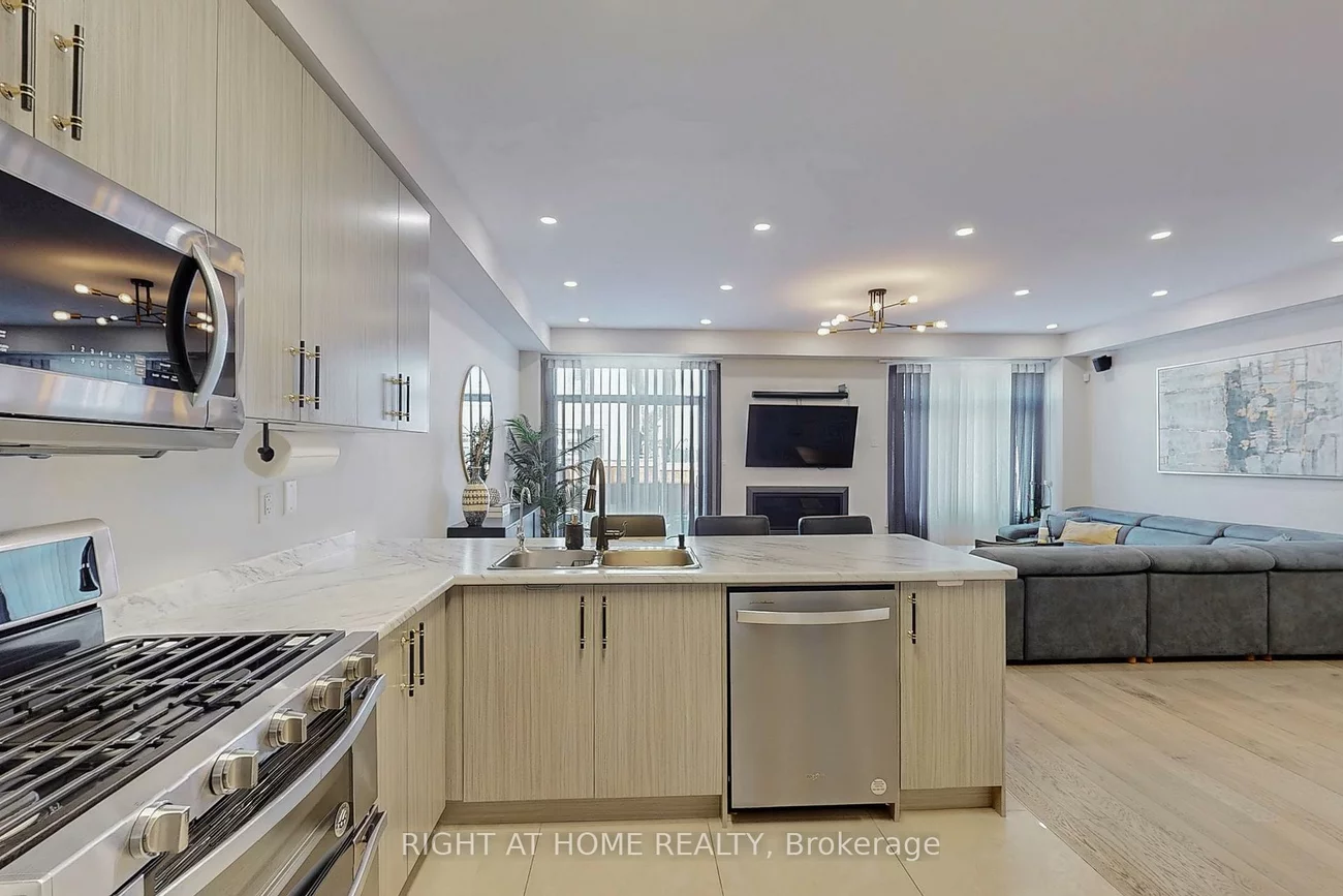 46, Prunella, Holland Landing, East Gwillimbury