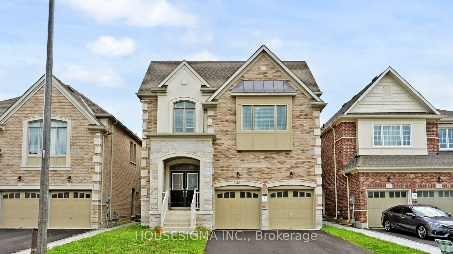 25, Deer Pass, Sharon, East Gwillimbury
