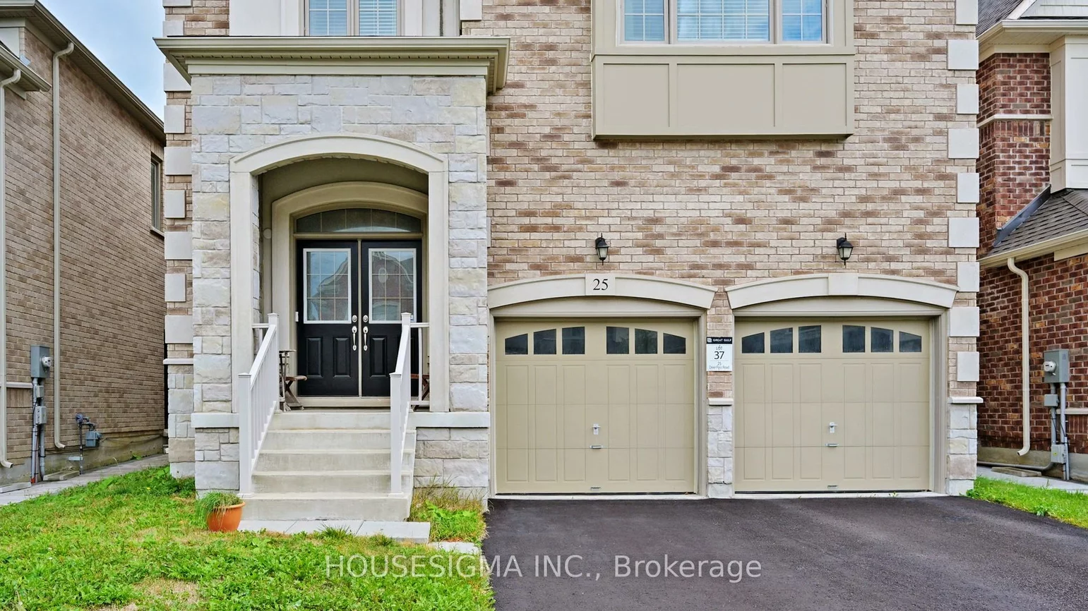 25, Deer Pass, Sharon, East Gwillimbury