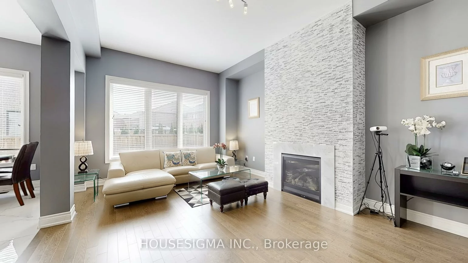 25, Deer Pass, Sharon, East Gwillimbury