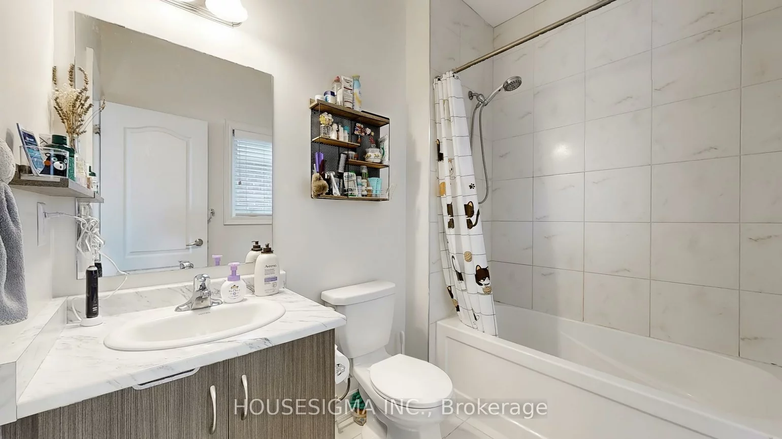 25, Deer Pass, Sharon, East Gwillimbury