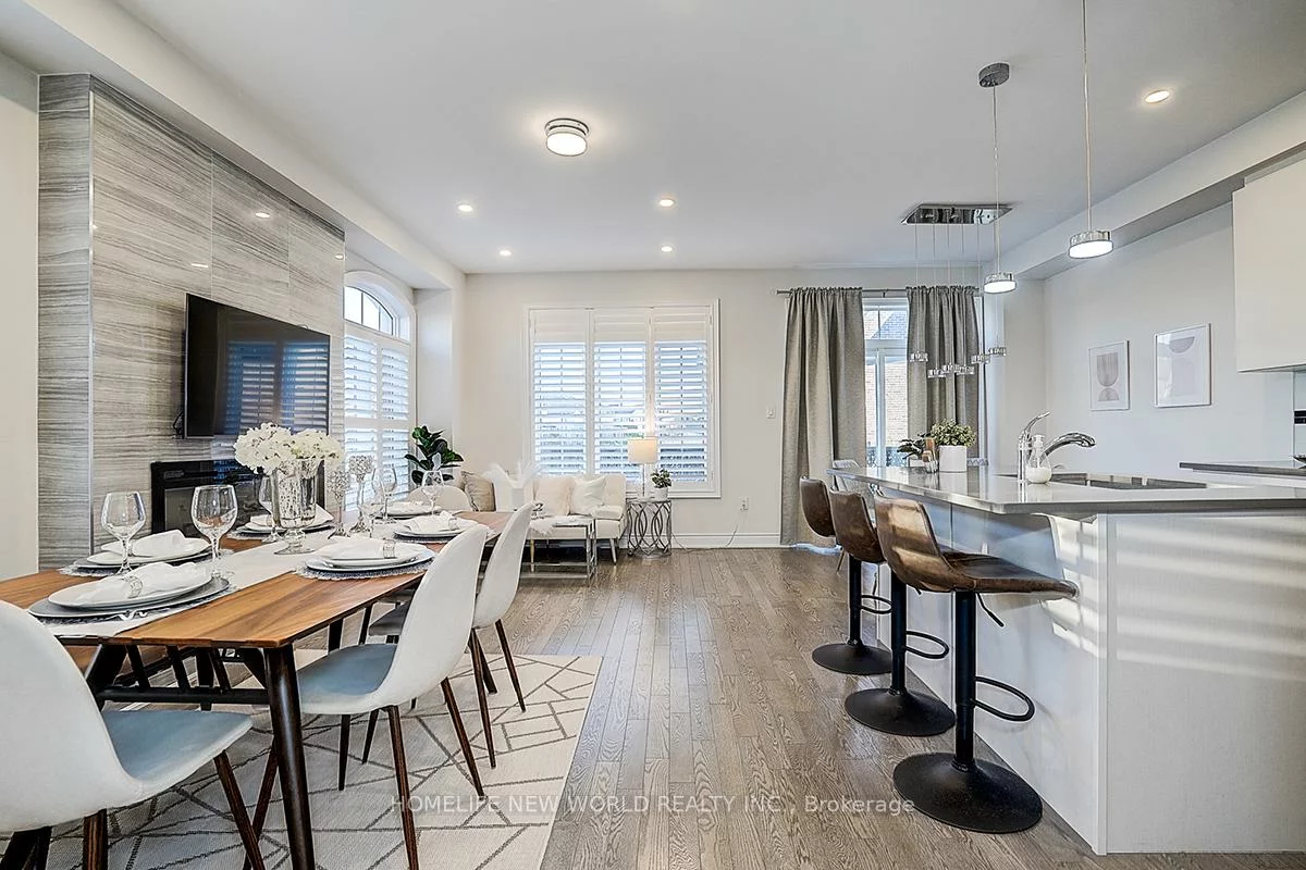 107, Beechborough, Sharon, East Gwillimbury