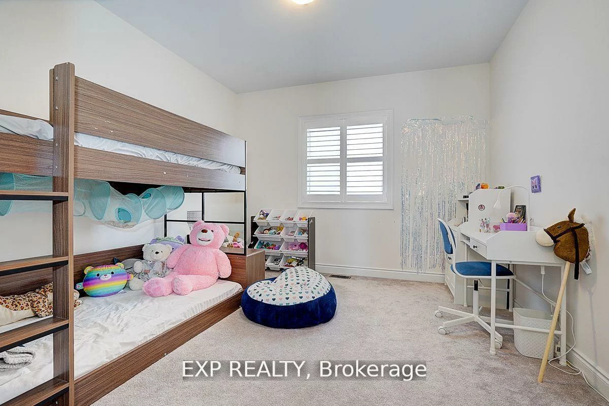 41, Walter Tunny, Sharon, East Gwillimbury