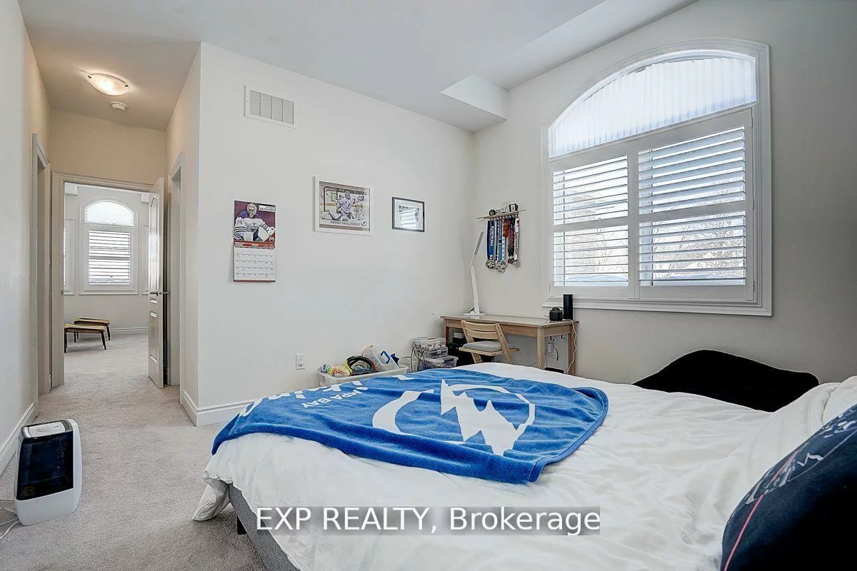 41, Walter Tunny, Sharon, East Gwillimbury