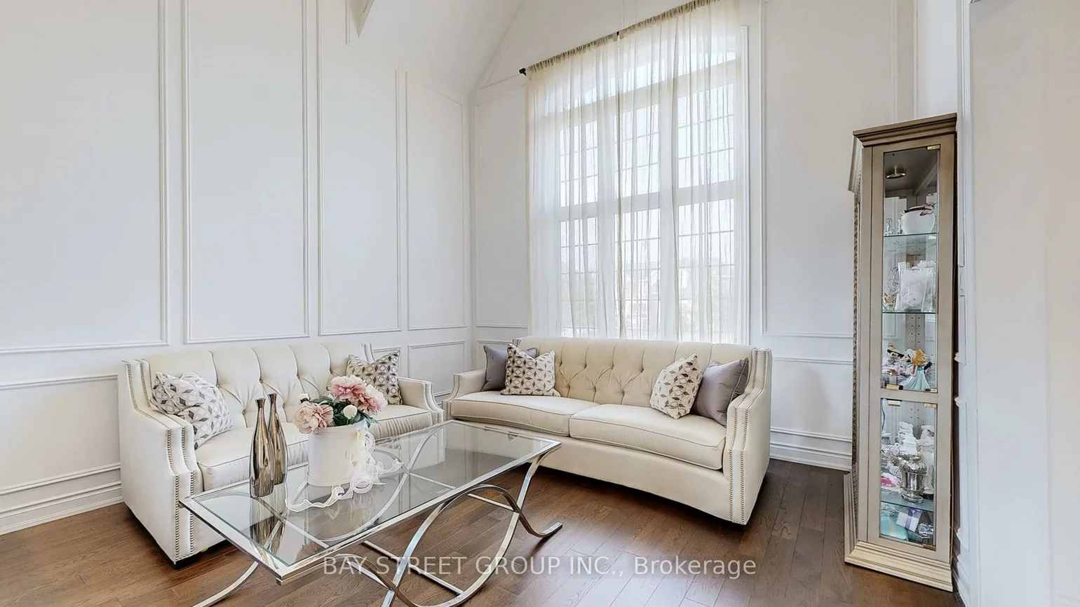 71, MANOR GLEN, Mt Albert, East Gwillimbury