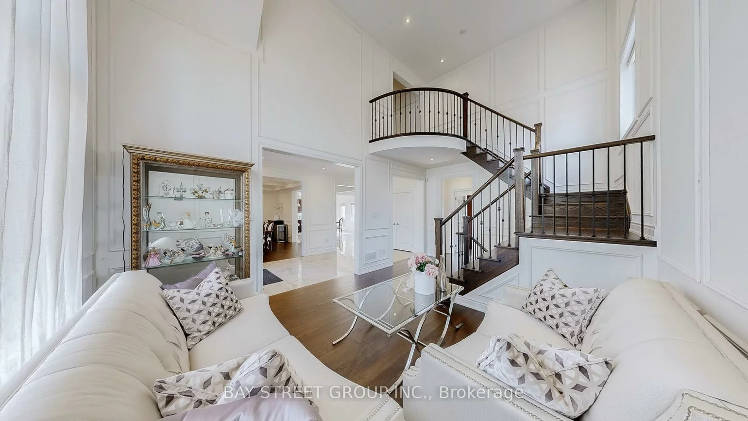 71, MANOR GLEN, Mt Albert, East Gwillimbury